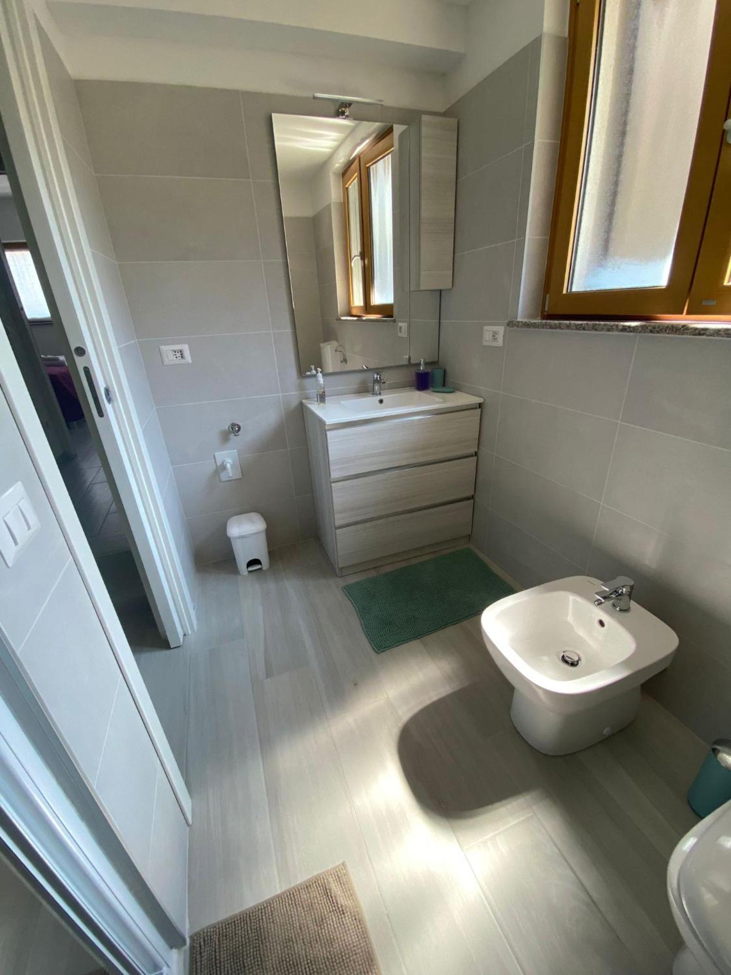 Corte 22 B&B E Appartamenti Borgomanero Szoba fotó