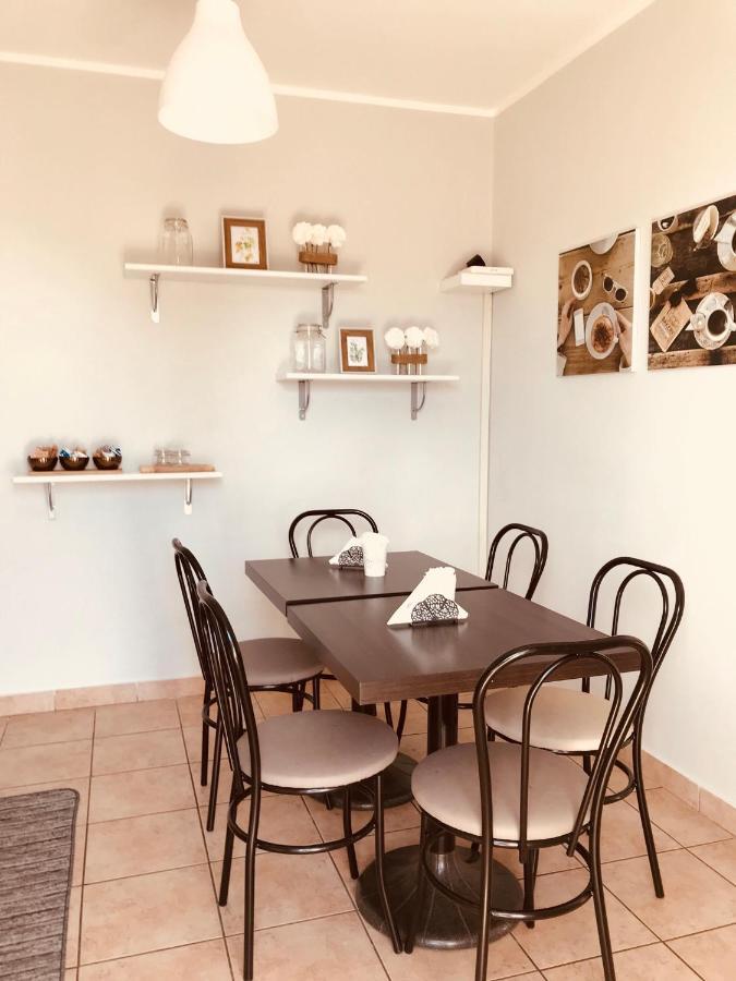 Corte 22 B&B E Appartamenti Borgomanero Kültér fotó