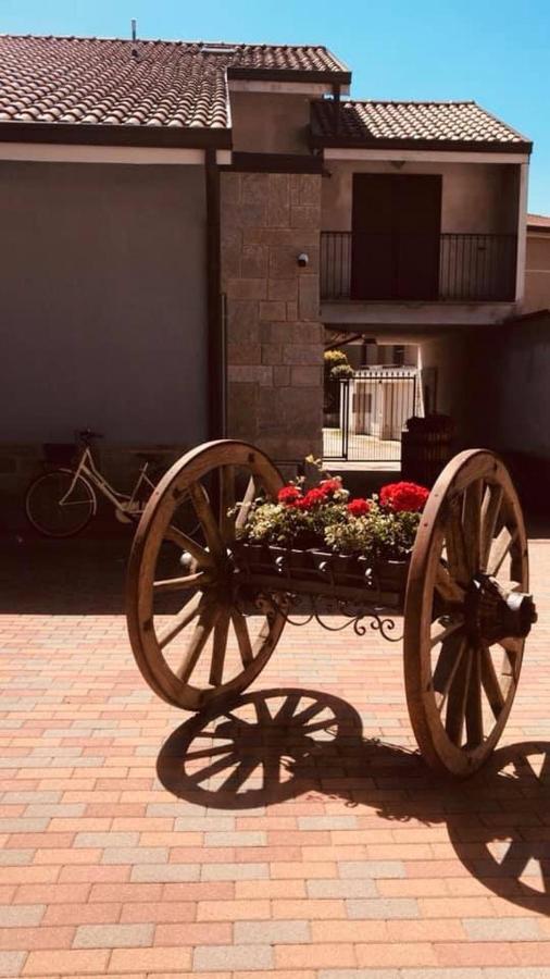 Corte 22 B&B E Appartamenti Borgomanero Kültér fotó
